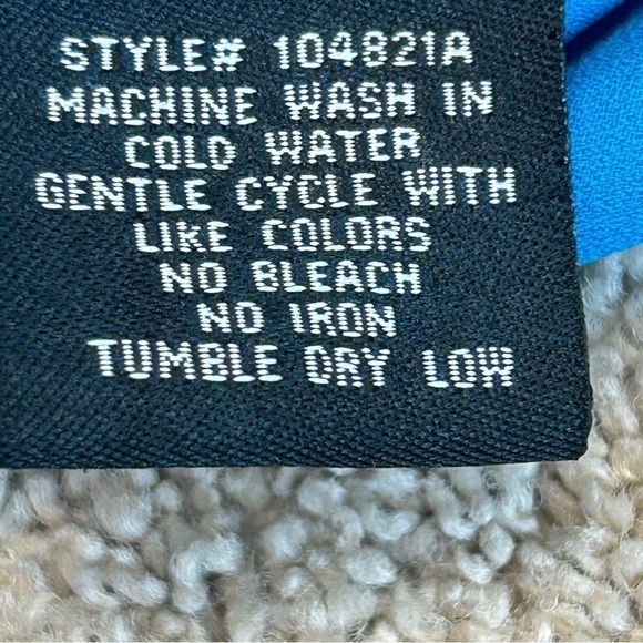 Blue long sleeve flowy crewneck blouse🇨🇦 - Picture 8 of 9